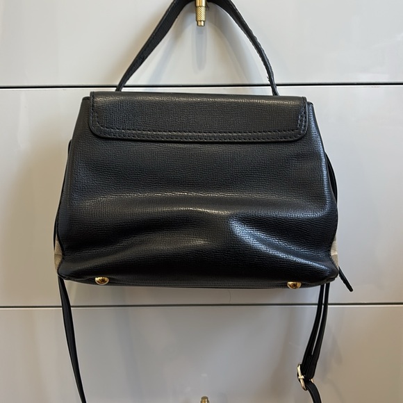 Black Burberry bag - Picture 7 of 9